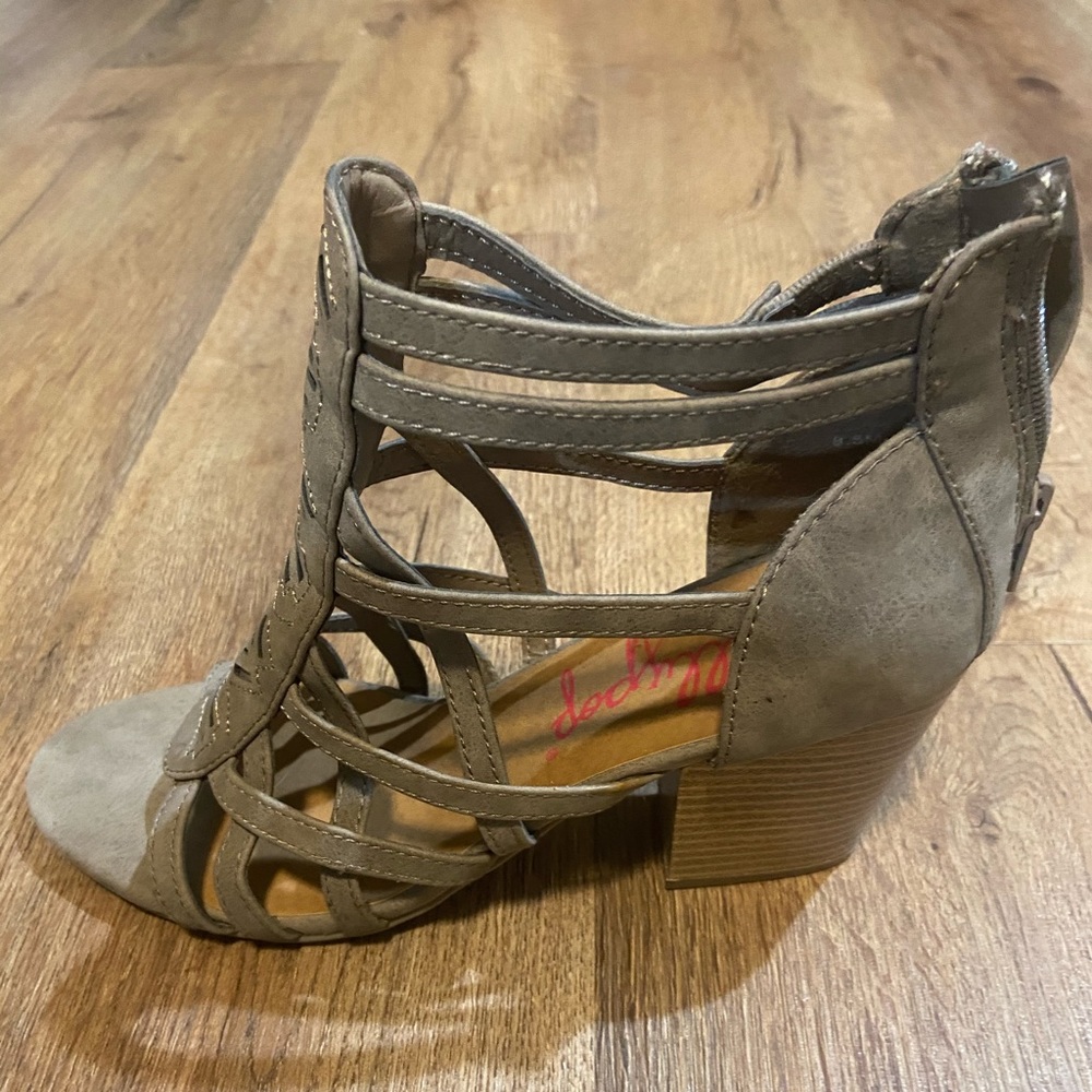 Brown suade shoes only used once or twice